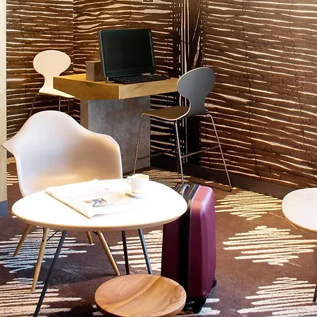 Ibis Warszawa Ostrobramska-2